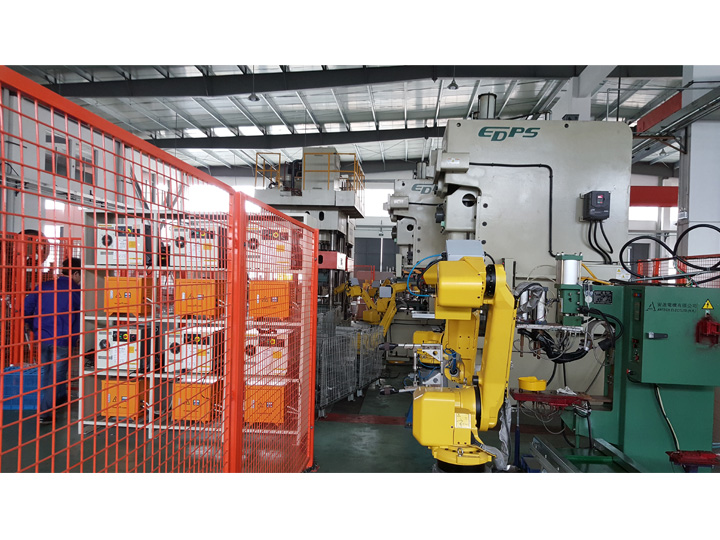 Robotic automated stamping line